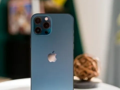 Tiếp tục giảm sâu, giá iPhone 12 xuống đáy, thấp nhất kể từ khi ra mắt