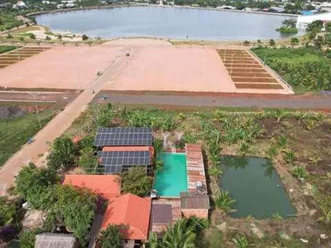 UBND huyện bất ngờ thua kiện 1 chuyên viên huyện