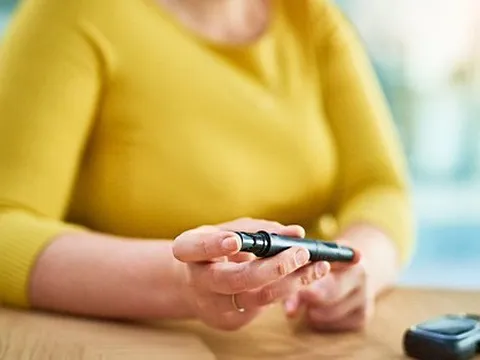 6 dấu hiệu bất thường cảnh báo đường huyết đang tăng vọt: Đi khám ngay trước khi quá muộn
