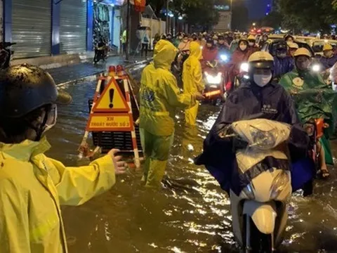 Hà Nội hạn chế người dân ra đường khi bão đổ bộ, dự kiến 10 điểm ngập nặng
