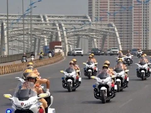 Cận cảnh dàn mô tô "khủng" chuyên dẫn đoàn, bảo vệ nguyên thủ quốc gia