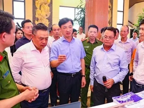 Chủ tịch Hà Nội: Còn "khoán trắng" cho cán bộ tin học thì còn thất bại