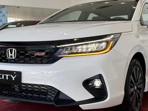 Honda City 2023 mới bán đã giảm giá tại đại lý: Giá thực tế rẻ hơn niêm yết bản cũ, thêm sức cạnh tranh khi mới bị Vios lấy ngôi vương