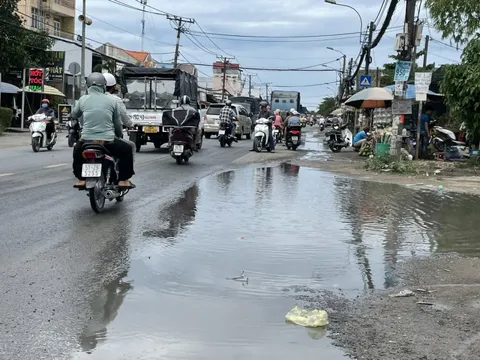 Clip: Thót tim qua Quốc lộ 50