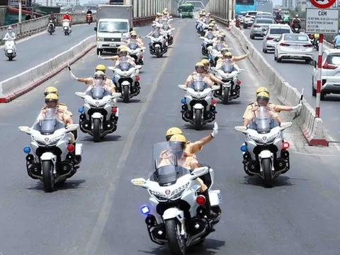 Cục CSGT lý giải việc cấp siêu mô tô dẫn đoàn cho công an 11 tỉnh, thành phố