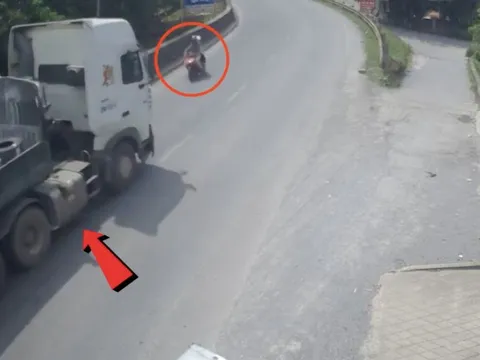 CLIP: Xe đầu kéo vượt ẩu tông đôi nam nữ sắp cưới tử vong