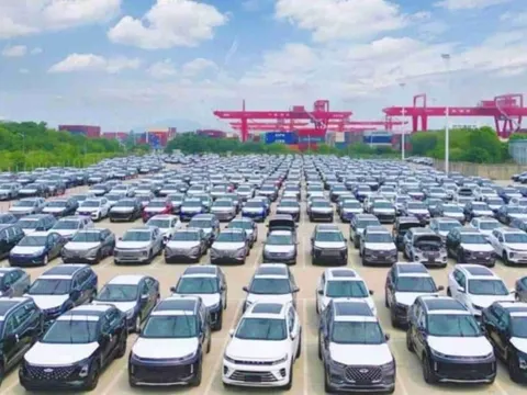 Xuất khẩu hơn 2 triệu xe chỉ trong 6 tháng đầu năm: ô tô Trung Quốc đang tràn ra thế giới - xe điện là 'ngôi sao sáng' không ai đấu lại