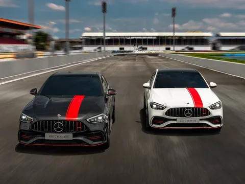 Xe hiệu suất cao Mercedes-AMG C 43 4Matic lắp ráp tại Việt Nam, chốt giá 2,96 tỷ đồng