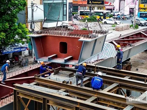 Cầu vượt nghìn tỷ ở Hà Nội thi công trở lại sau nhiều năm “ngủ đông”