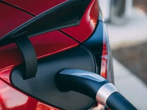 Công nghệ hơn 10 năm tuổi của Tesla lợi hại ra sao mà "thu phục" cả Ford, Mercedes, GM?