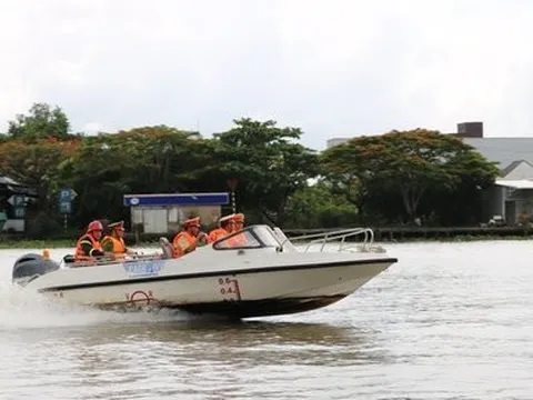 Kiểm tra an toàn về PCCC và CNCH phương tiện giao thông đường thủy