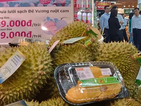Trung Quốc chi 350 triệu USD mua sầu riêng Việt Nam chỉ trong 1 tháng