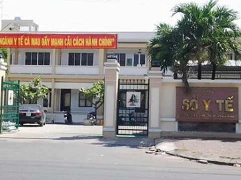 Vì sao Giám đốc Sở Y tế Cà Mau bị cách chức?