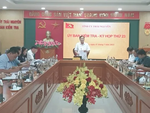 Một giám đốc Sở Ngoại vụ bị kỷ luật