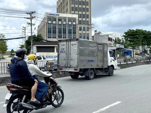 Nữ hành khách xe công nghệ tử vong sau va chạm ở TP Thủ Đức