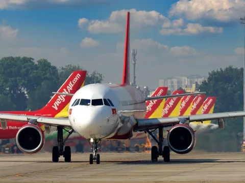 Vietjet (VJC) lãi 387 tỷ đồng trong 6 tháng đầu năm, tăng 187% so với cùng kỳ