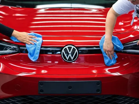 Volkswagen - Niềm tự hào của nước Đức bên bờ vực thẳm, nguy cơ trở thành nhà sản xuất theo hợp đồng, lắp xe cho hãng khác