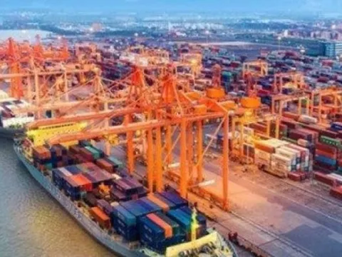 Quốc gia nào nhập khẩu hàng hóa nhiều nhất, mua những gì từ Việt Nam?