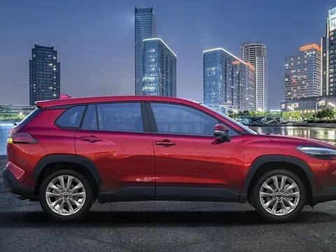 Chiếc xe bán chạy nhất của Toyota giảm giá mạnh nhất từ trước đến nay