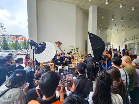 Lâm Đồng đưa rau củ quả, cà phê lên TikTok: Gần 2.000 orders, thu về xấp xỉ 11.000 USD trong ngày