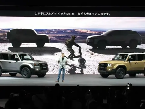 Toyota úp mở 2 mẫu SUV bí ẩn, một mẫu nhỏ như Jimny dễ thành hàng 'hot'