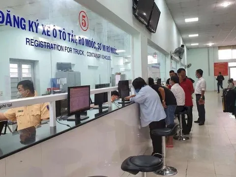 Biển số định danh có được cấp online không?