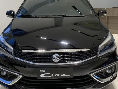 Đại lý xả kho Suzuki Ciaz giảm kỷ lục 120 triệu đồng, giá thực tế rẻ hơn i10 và Morning bản cao cấp