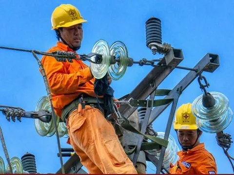 Bộ Công Thương: Điều chỉnh giá điện 3 tháng/lần là phù hợp