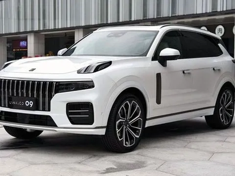 Làn sóng xe Trung Quốc dồn dập, thêm một hãng xe mang nhiều hàng "khủng" vào Việt Nam