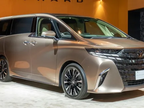 Toyota Alphard 2024 giá dự kiến quy đổi 2,65 tỷ tại Thái Lan, sớm về Việt Nam phục vụ giới nhà giàu