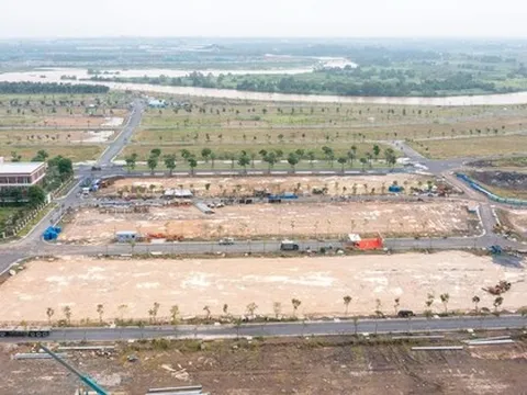 Bị tạm hoãn xuất cảnh vì chưa hoàn thành nghĩa vụ nộp thuế