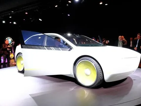 'Bản nháp' BMW 3-Series đời mới ra mắt tháng sau: Thiết kế dị chưa từng thấy, chỉ có động cơ điện