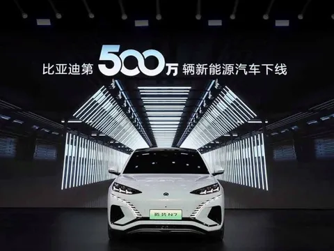 'Quả cầu tuyết' mang tên BYD: Cán mốc lịch sử trở thành hãng xe đầu tiên sản xuất được 5 triệu ô tô điện - Tesla, Ford, Volkswagen càng 'đuổi' càng xa