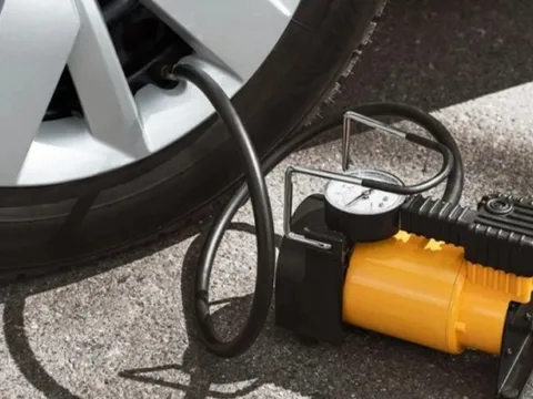 Những điều cần lưu ý khi bơm lốp xe ô tô
