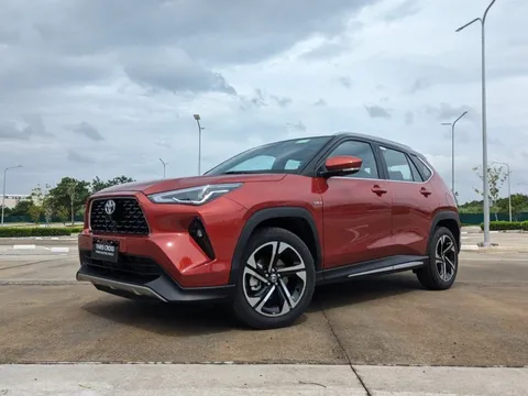 Đại lý tiết lộ nhiều trang bị chưa từng có trong phân khúc của Toyota Yaris Cross sắp ra mắt: Seltos, Creta phải dè chừng
