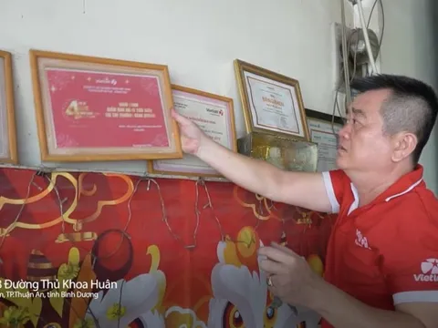 Hình ảnh ông chủ vé số trong lòng công nhân khu công nghiệp ở Bình Dương
