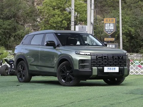 Mẫu SUV chỉ "ăn" xăng 1 lít/100 km lộ giá bán, chuẩn bị về Việt Nam cạnh tranh trực tiếp với Mazda CX-5