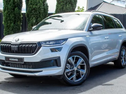 Skoda Karoq, Kodiaq chốt ra mắt Việt Nam tháng sau: Thêm đối thủ mới cho nhóm Sportage, Sorento