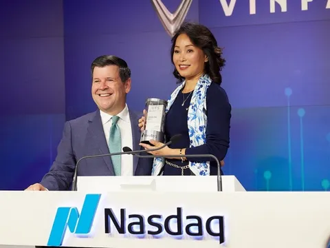 CEO VinFast nói về kế hoạch kinh doanh sau niêm yết: Ra mắt xe tay lái nghịch vào cuối năm, kế hoạch hoà vốn đang đúng lộ trình