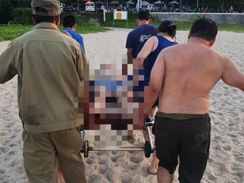 Bình Thuận: Tắm biển bãi đá Ông Địa, một người bị đuối nước thương tâm