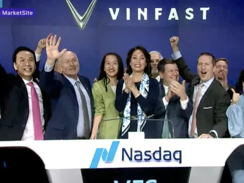 Nhà đầu tư Việt Nam giao dịch cổ phiếu Vinfast tại Mỹ như thế nào?
