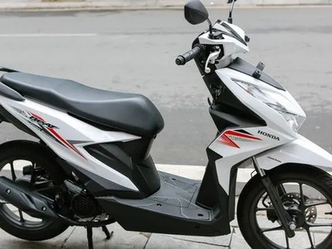Loạt xe máy tay ga giảm giá mạnh trong tháng Ngâu