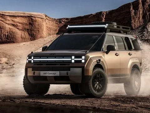 Hyundai công bố thêm ảnh Santa Fe off-road nhưng thông báo tin buồn cho ai đang chờ đợi