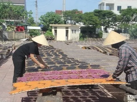 Độc đáo bánh đa nhiều sắc màu được khách trong và ngoài nước ưa chuộng