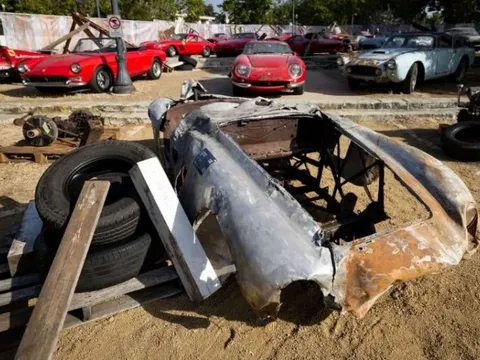 'Đống sắt vụn' được bán với giá gần 2 triệu USD: Tưởng là khoản đầu tư ngớ ngẩn nhưng thực tế hoàn toàn ngược lại
