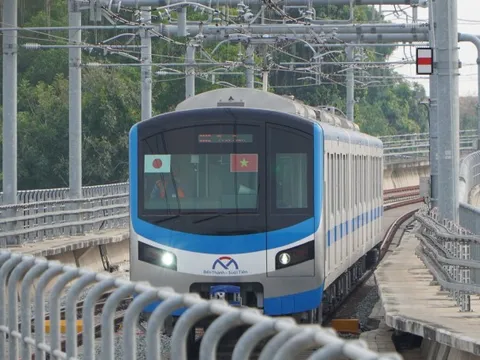 Metro số 1 sắp chạy trình diễn trên toàn tuyến Bến Thành - Suối Tiên