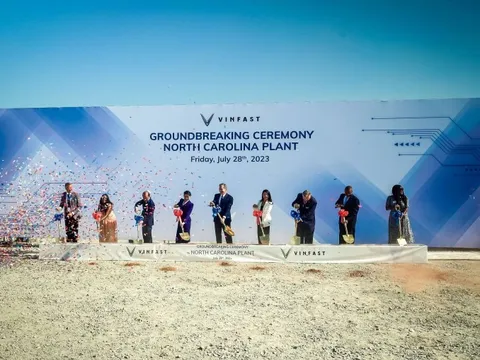 Chỉ bằng một đạo luật, Mỹ ‘gom’ về gần 100 tỷ USD đầu tư trong ‘một nốt nhạc’: VinFast ‘góp’ 4 tỷ USD trong đó