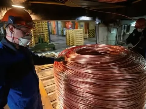 Sản xuất suy giảm, tương lai của kim loại được xem là thước đo 'sức khỏe' của nền kinh đang nằm trong tay Trung Quốc