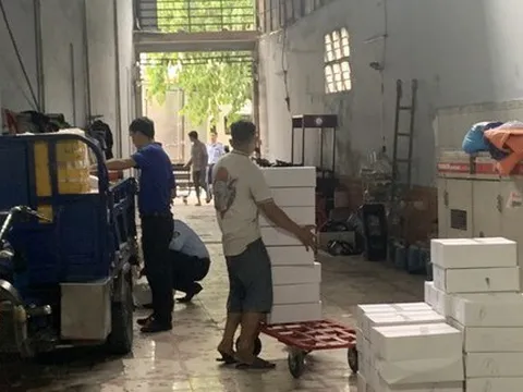 Phát hiện 2 kho thực phẩm nhập lậu số lượng lớn ở Bình Dương