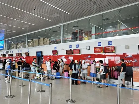 Vé máy bay dịp lễ ế khách